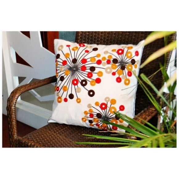 Flower Pattern Pillow Cover - Picture 3 of 5